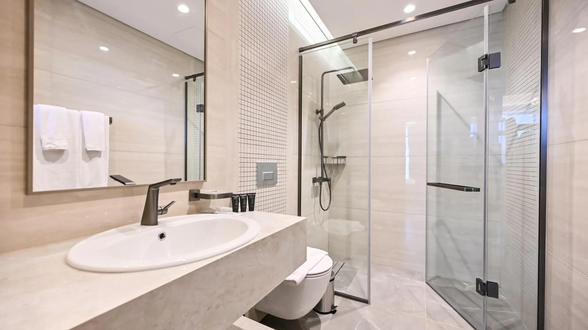 شقة Stunning 1 Bdr Luxury With Burj Khalifa View دبي 0*,