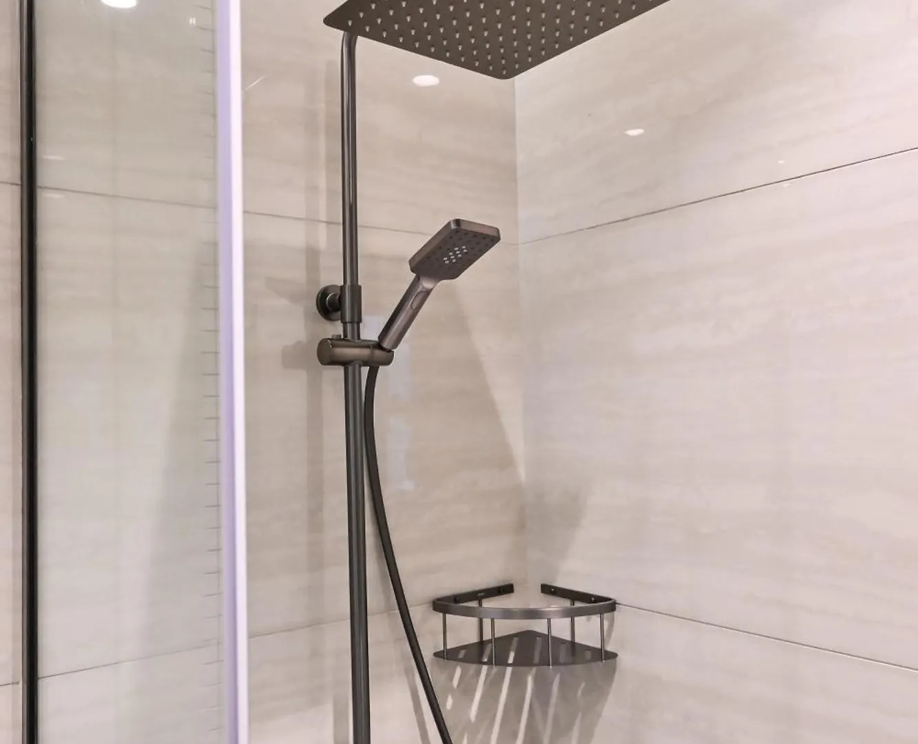 Stunning 1 Bdr Luxury With Burj Khalifa View Apartment Dubai